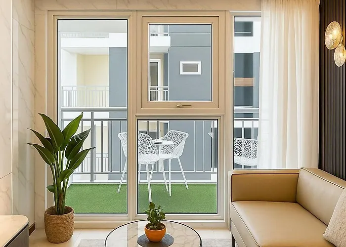 Luxury 1-bedroom Across Okada *