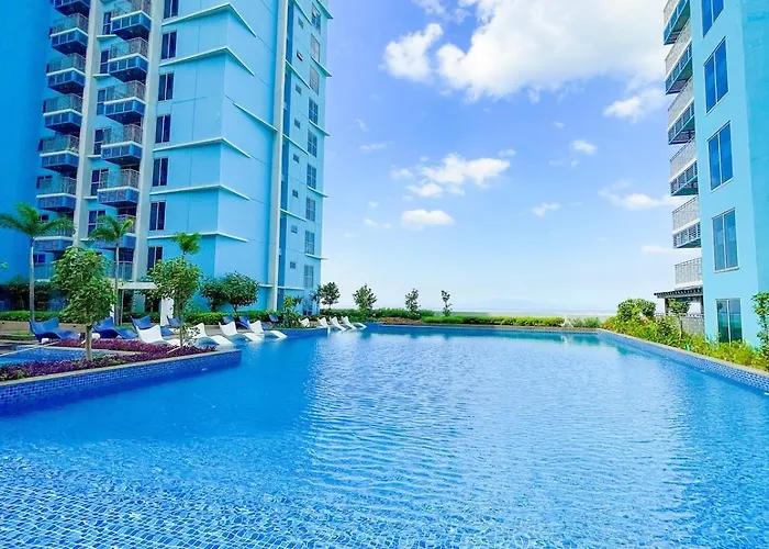 Luxury 1-bedroom Across Okada Apartamento Manila